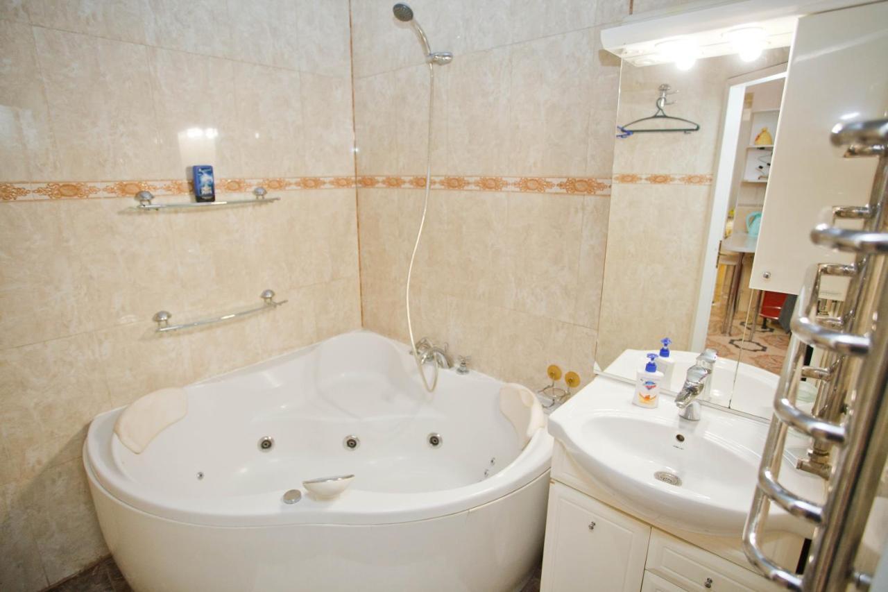 Central Apartments לבוב מראה חיצוני תמונה